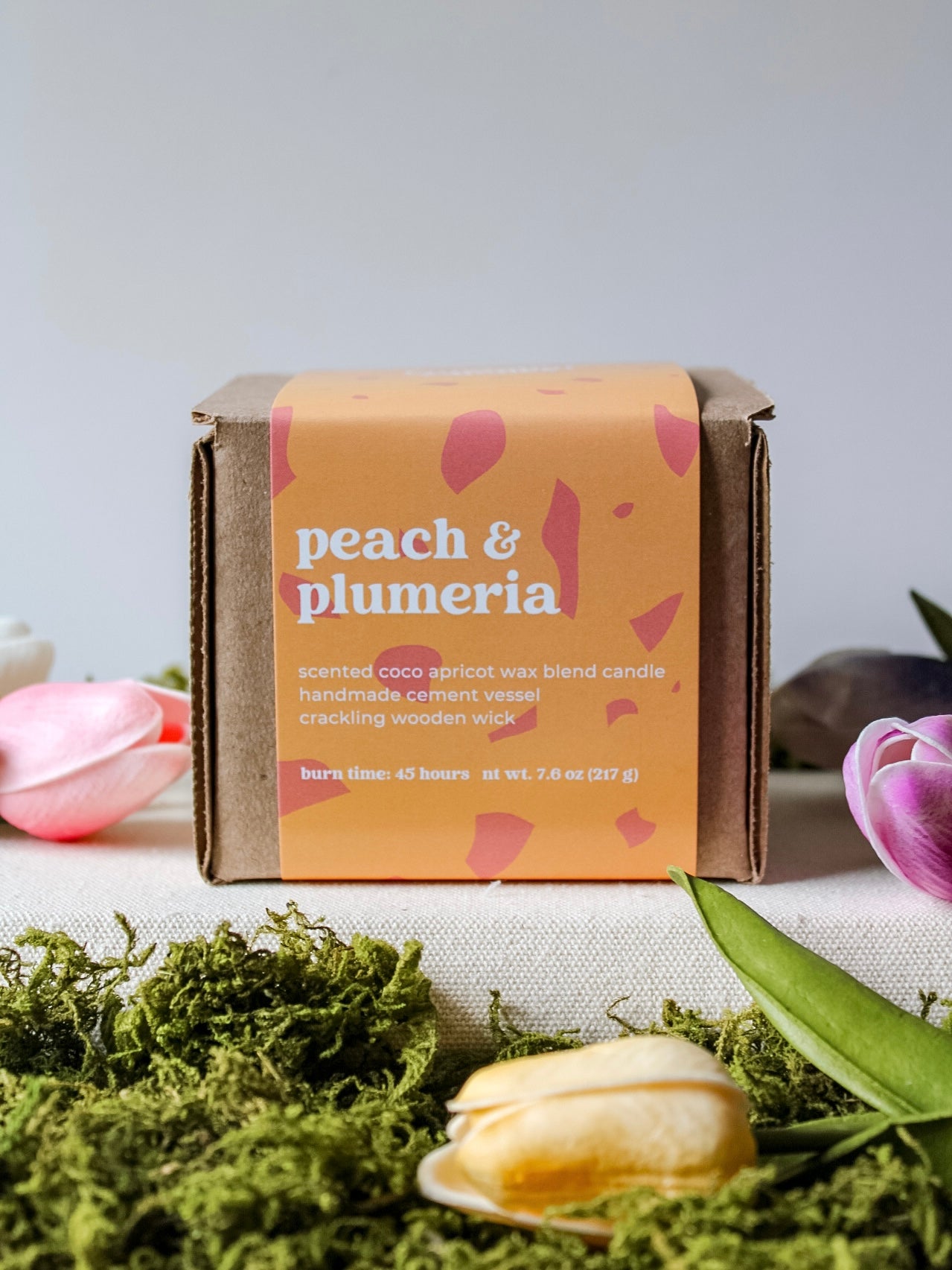 peach & plumeria candle