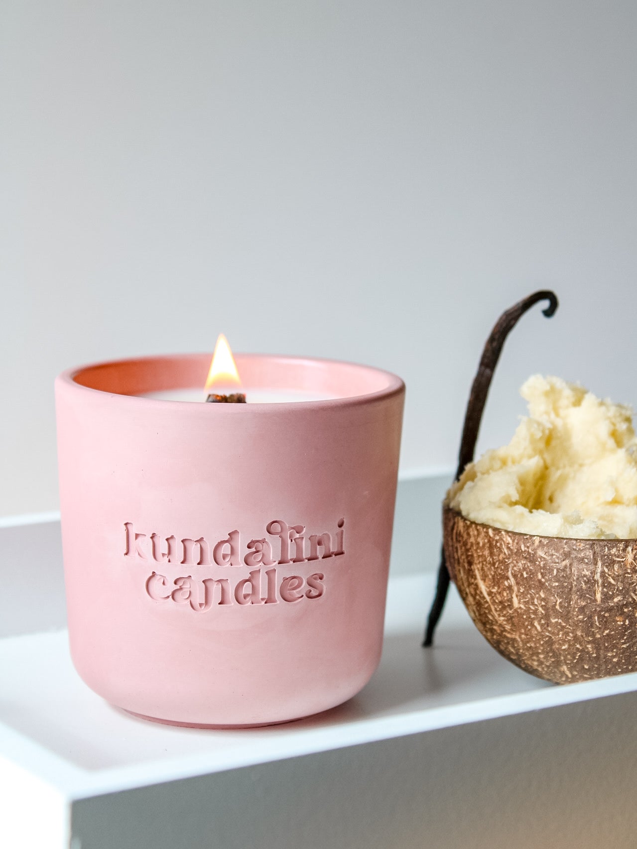 vanilla & shea butter candle